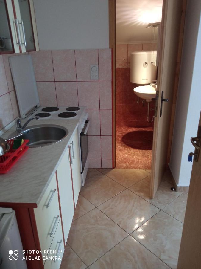 Apartments Petrovic Tivat Exterior foto