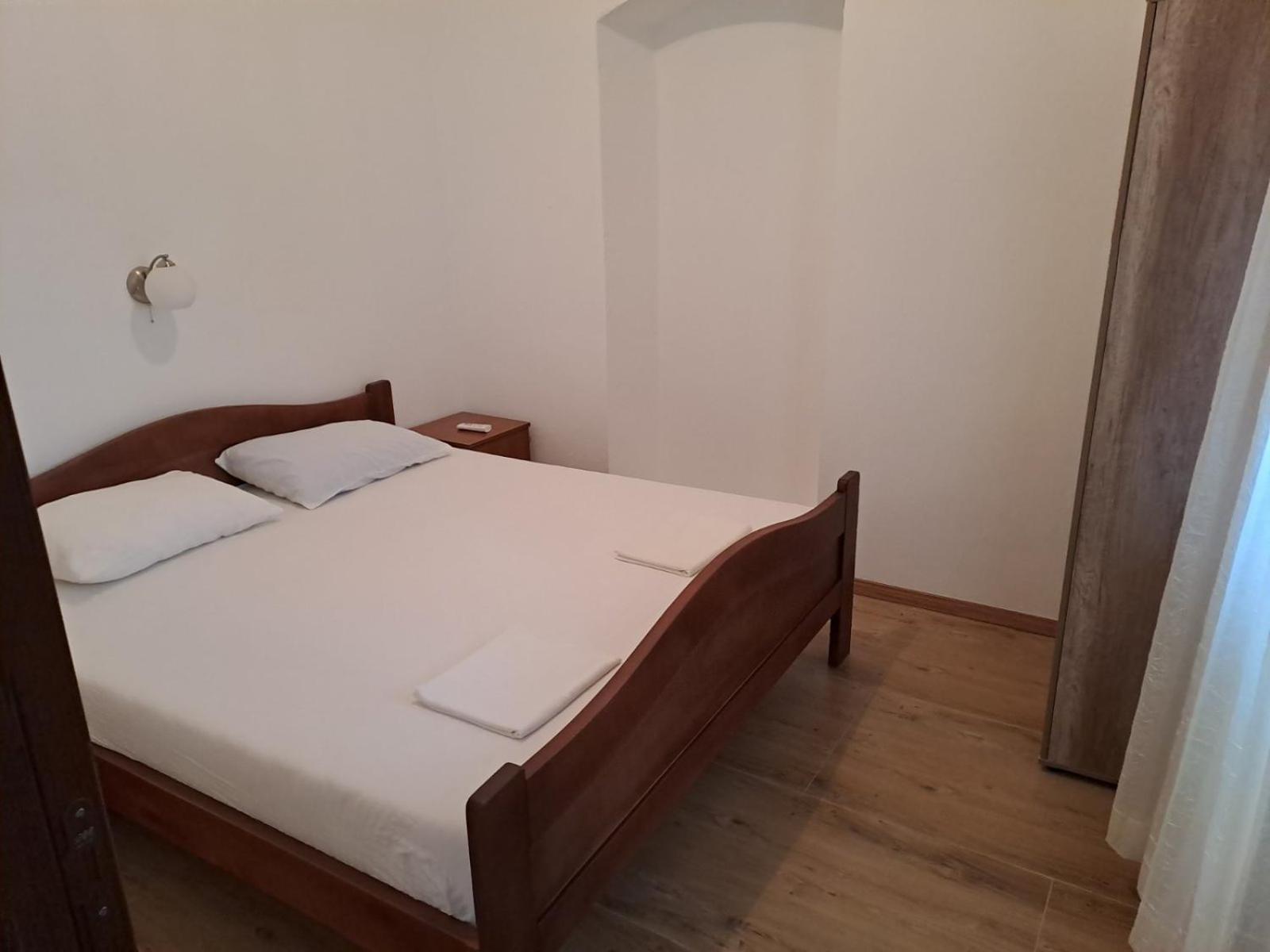 Apartments Petrovic Tivat Exterior foto
